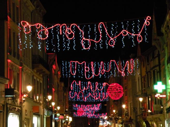  guirlande lumineuses rouges et blanches